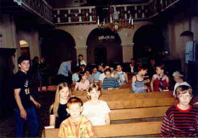 Chorreise 
Sommer 2002: Rumänien - in der Kirche